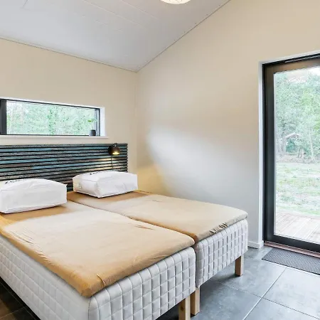 8 Person In Laeso-by Traum * Laeso